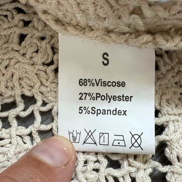 Crocheted Sleeveless Top Size S Cottagecore Beachy Bohemian Coconut Girl Retro - Picture 9 of 16